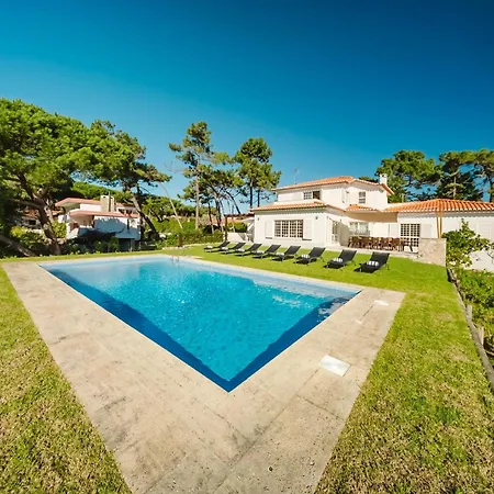 Latina Villa *